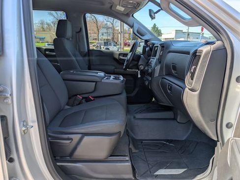 Used 2019 Chevrolet Silverado 1500 Custom Trail Boss w/ Custom Convenience Package image 12