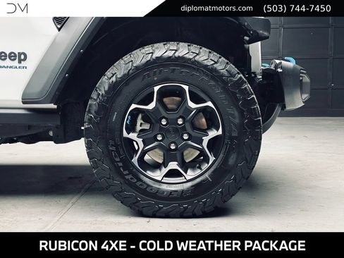 Used 2023 Jeep Wrangler Unlimited Rubicon 4xe w/ Cold Weather Group AWD/4WD image 47