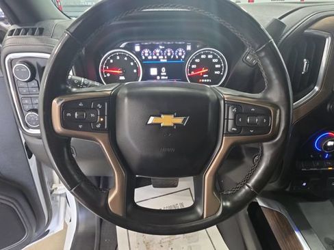 Used 2023 Chevrolet Silverado 2500 High Country w/ Z71 Off-Road Package AWD/4WD image 18
