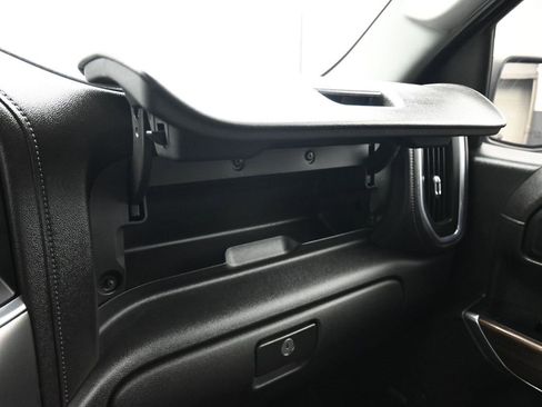 Used 2019 Chevrolet Silverado 1500 LT Trail Boss image 24