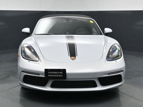 Used 2024 Porsche 718 Boxster RWD image 14