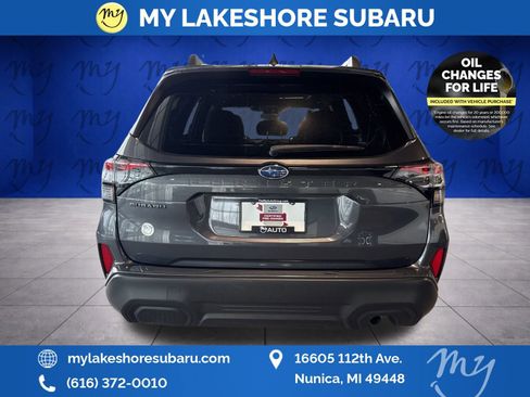 Certified 2025 Subaru Forester Premium AWD/4WD image 9