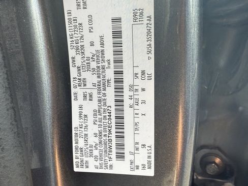 Used 2019 Ford F350 Lariat w/ Chrome Package image 18