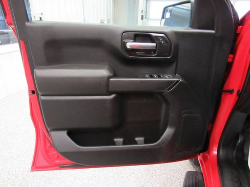 Used 2021 Chevrolet Silverado 1500 W/T w/ Z71 Off-Road Package AWD/4WD image 40