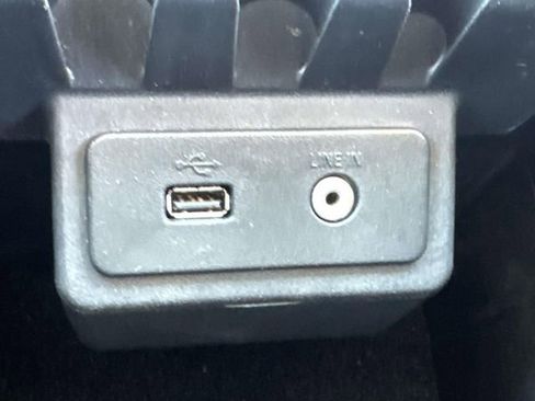Used 2012 Lincoln Navigator 2WD image 24