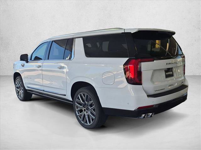New 2026 GMC Yukon XL Denali Ultimate w/ LPO, Floor Liner Package AWD/4WD image 9