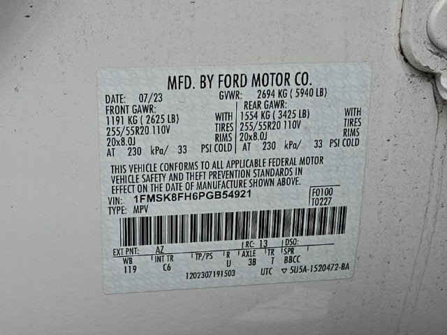 Used 2023 Ford Explorer Limited w/ Limited Technology Package AWD/4WD image 14