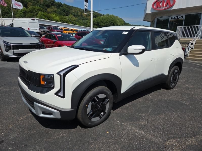 New 2027 Kia Seltos LX AWD/4WD image 3