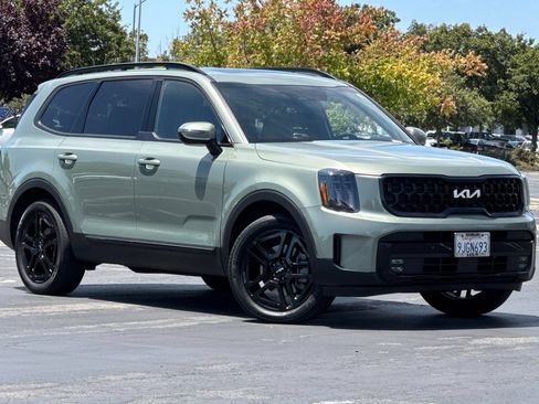 Used 2024 Kia Telluride SX X-Line AWD/4WD image 2