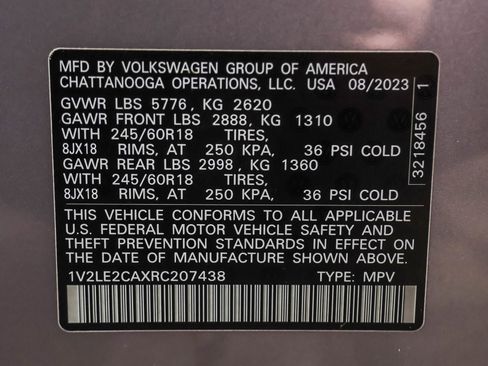 Used 2024 Volkswagen Atlas Cross Sport SE image 50