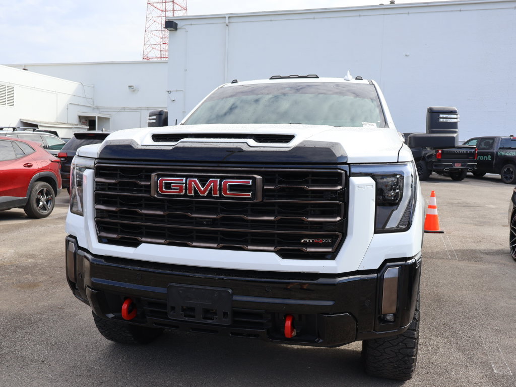 Used 2024 GMC Sierra 2500 AT4X AWD/4WD image 5