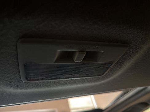 Used 2011 MAZDA MAZDA3 s Sport image 37