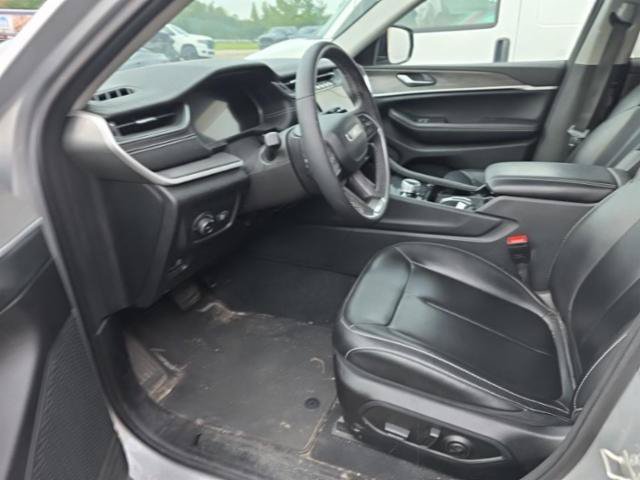 Certified 2023 Jeep Grand Cherokee L Limited AWD/4WD image 5