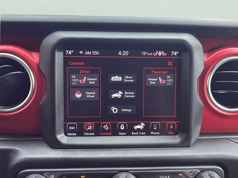 Used 2022 Jeep Wrangler Rubicon w/ Cold Weather Group AWD/4WD image 37