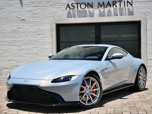 Used 2020 Aston Martin V8 Vantage Coupe RWD image 13