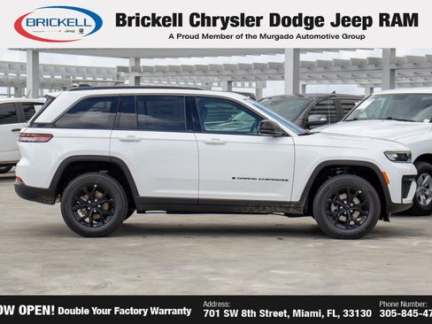 New 2026 Jeep Grand Cherokee Altitude image 4