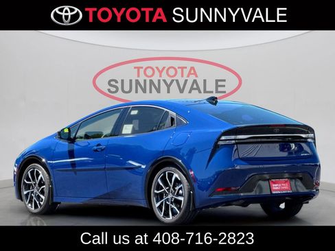 Used 2026 Toyota Prius Plug-In Hybrid FWD image 7
