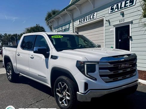 Used 2024 GMC Sierra 1500 SLE w/ X31 Off-Road Package AWD/4WD image 1