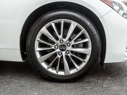 Used 2021 INFINITI Q50 Luxe image 4