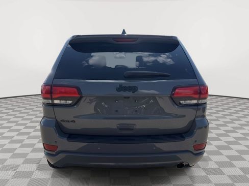 Used 2021 Jeep Grand Cherokee Laredo X AWD/4WD image 8