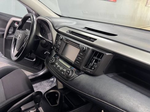 Used 2018 Toyota RAV4 XLE image 54