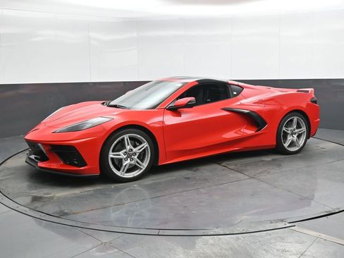 Used 2023 Chevrolet Corvette Stingray Coupe w/ Z51 Performance Package image 8