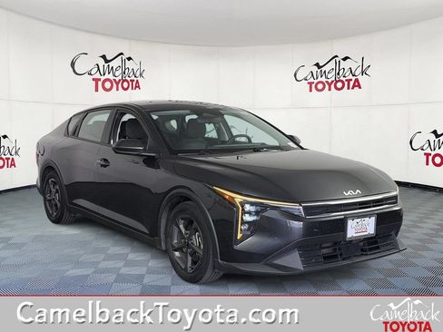Used 2025 Kia K4 FWD image 1