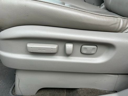 Used 2014 Honda Odyssey EX-L image 16