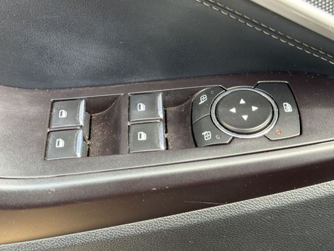 Used 2020 Ford Explorer XLT w/ Equipment Group 202A RWD image 25