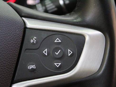 Used 2020 GMC Acadia SLE image 17