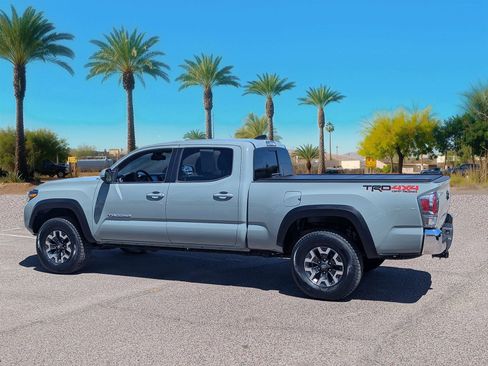 Used 2023 Toyota Tacoma TRD Off-Road image 3