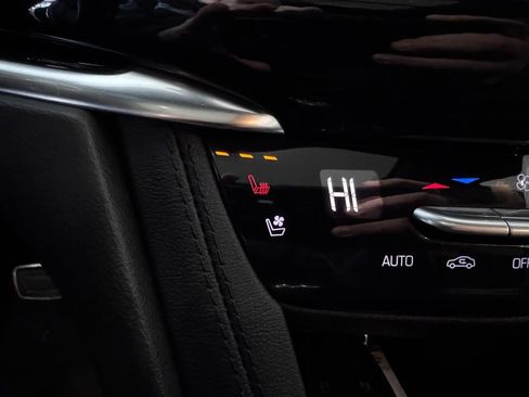 Certified 2024 Cadillac XT6 Sport image 8