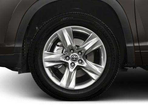 Used 2018 Toyota Highlander Limited AWD/4WD image 11