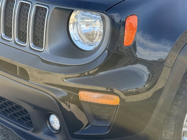 Used 2023 Jeep Renegade Limited AWD/4WD image 10
