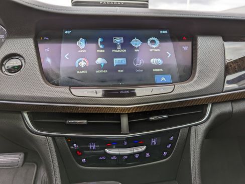 Used 2018 Cadillac CT6 Luxury image 20