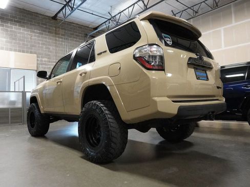 Used 2016 Toyota 4Runner TRD Pro AWD/4WD image 3