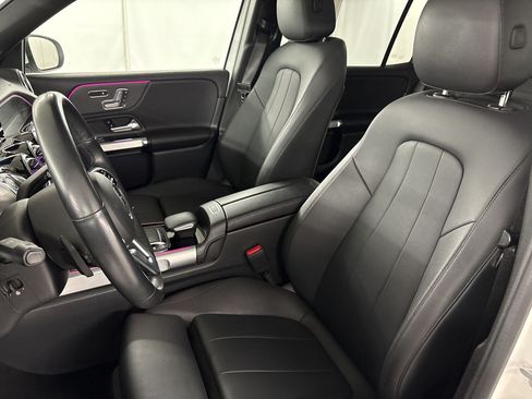 Certified 2023 Mercedes-Benz GLB 250 image 5
