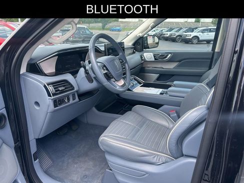 Used 2023 Lincoln Navigator L Black Label AWD/4WD image 9