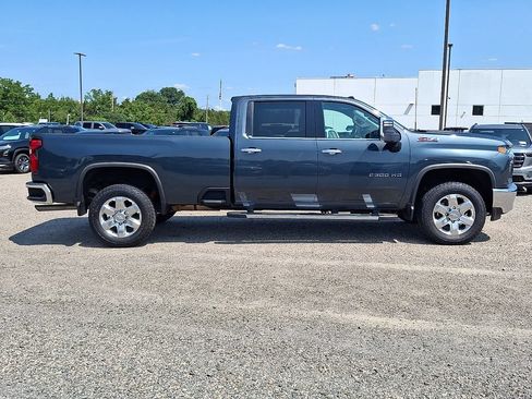 Used 2020 Chevrolet Silverado 2500 LTZ w/ LTZ Premium Package AWD/4WD image 10