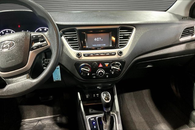 Used 2020 Hyundai Accent SE FWD image 9