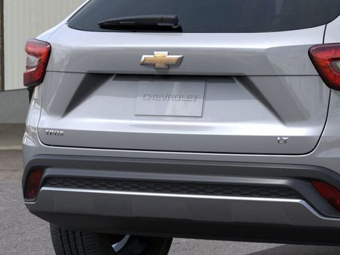 New 2026 Chevrolet Trax LT w/ LT Convenience Package image 14