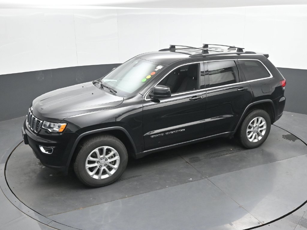 Used 2021 Jeep Grand Cherokee Laredo AWD/4WD image 35