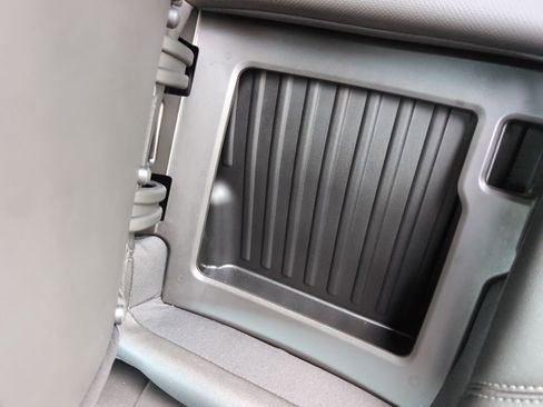 Used 2022 GMC Sierra 1500 SLT w/ SLT Premium Package image 12