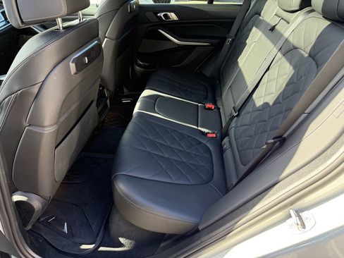 Used 2025 BMW X5 xDrive50e w/ Premium Package image 11