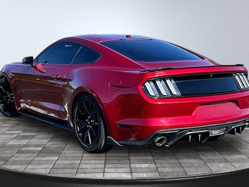 Used 2017 Ford Mustang GT Premium w/ Black Accent Package RWD image 12