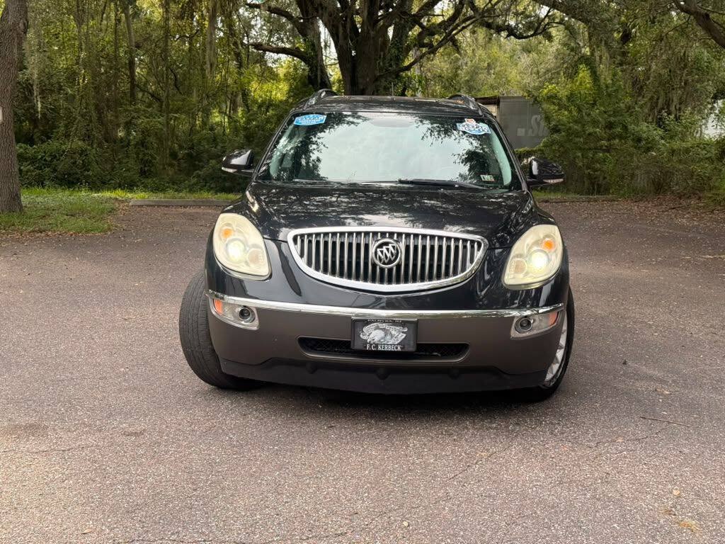 Used 2011 Buick Enclave CX FWD image 2