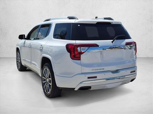 Used 2023 GMC Acadia Denali w/ Denali Ultimate Package FWD image 7