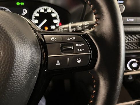 Used 2025 Honda HR-V Sport image 26