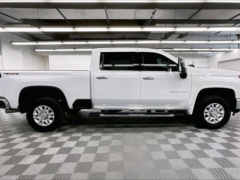 Used 2024 Chevrolet Silverado 3500 LTZ AWD/4WD image 29