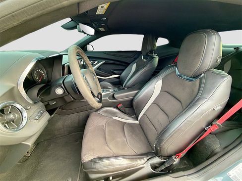 Used 2022 Chevrolet Camaro SS image 21